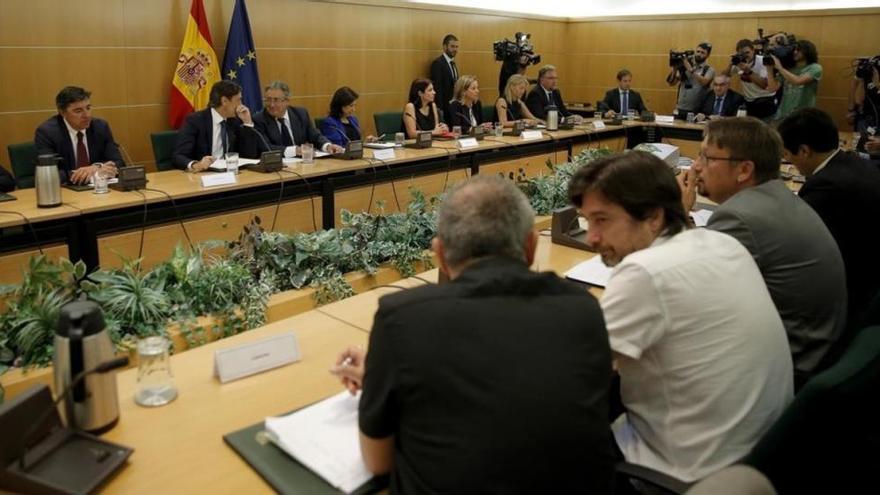 El Pacto Antiterrorista se reúne con presencia de PDECat y ERC