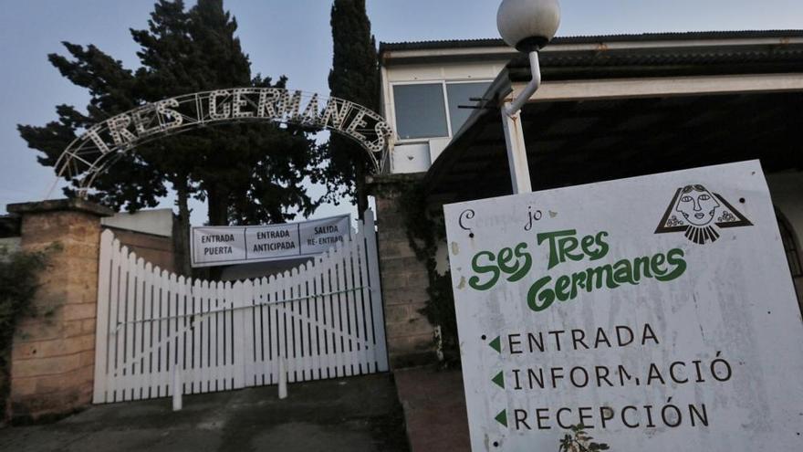 La Guardia Civil precinta Ses Tres Germanes por falta de seguridad