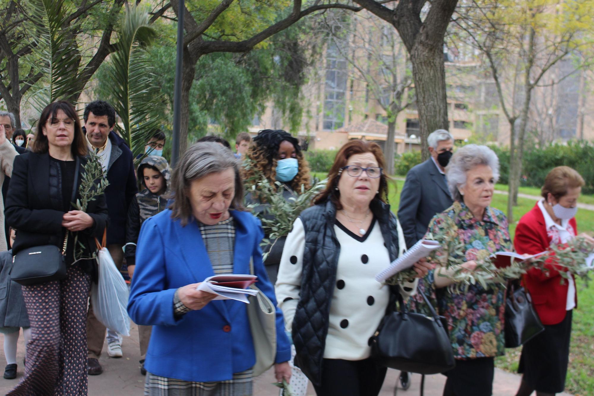 Domingo de Ramos en Beniferri con la burrita "Matilde"