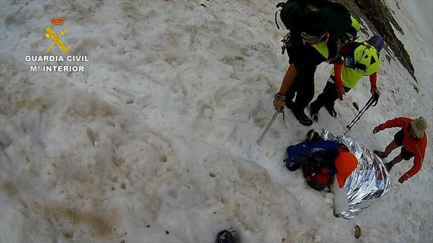 La Guardia Civil rescata a un montañero en el Posets