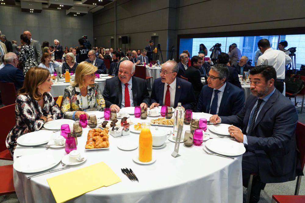 El consejero de Salud, Jesús Aguirre, participa en un desayuno informativo de La Opinión de Málaga.