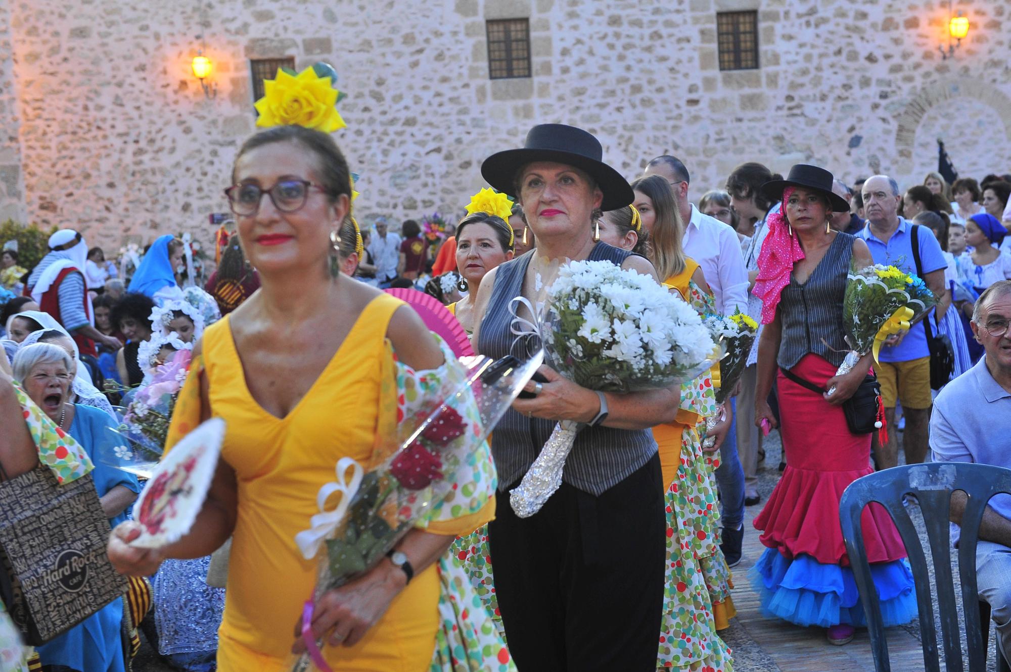 Ofrenda de flores a la Virgen de Loreto