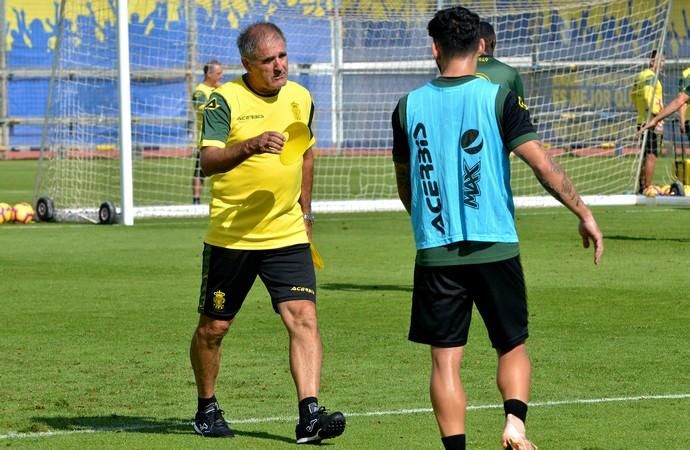 20/11/2018 EL HORNILLO, TELDE. Entrenamiento de ...