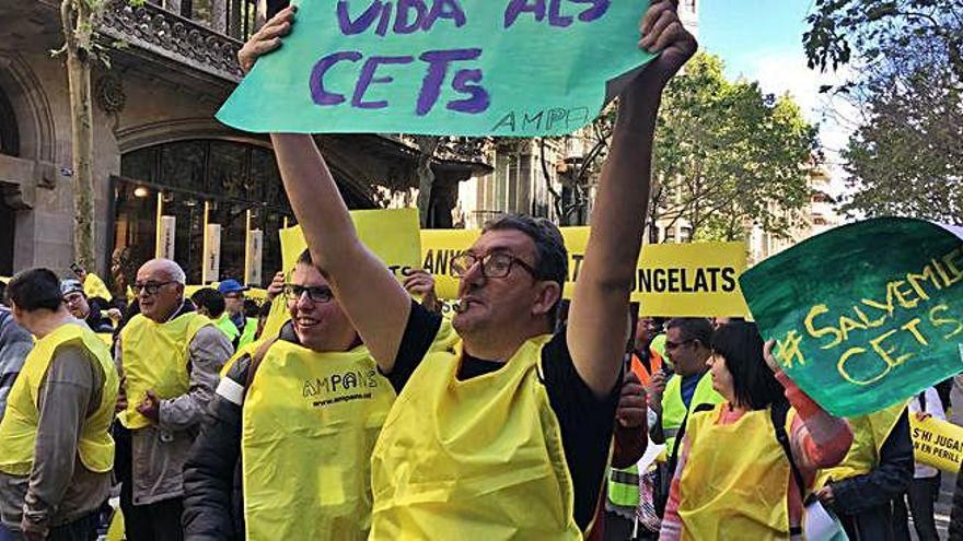 5.000 persones exigeixen més diners per a la inserció dels discapacitats