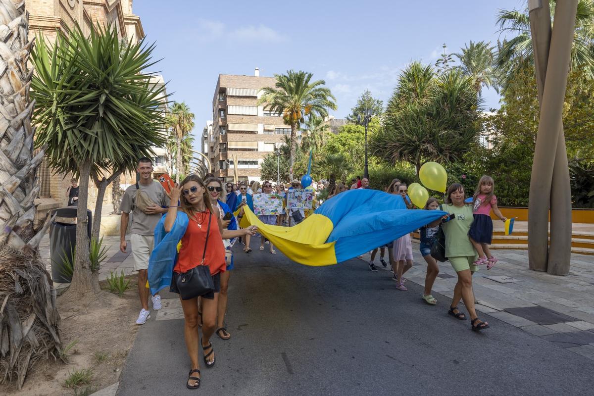 La comunidad ucraniana de Torrevieja celebra el día de la independencia
