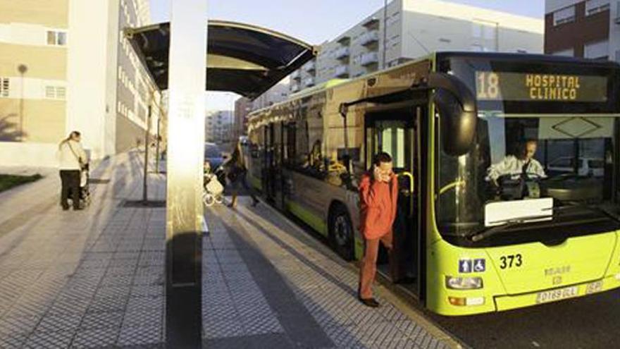 Caen el 9,4 % los viajeros de transporte urbano por autobús en Extremadura