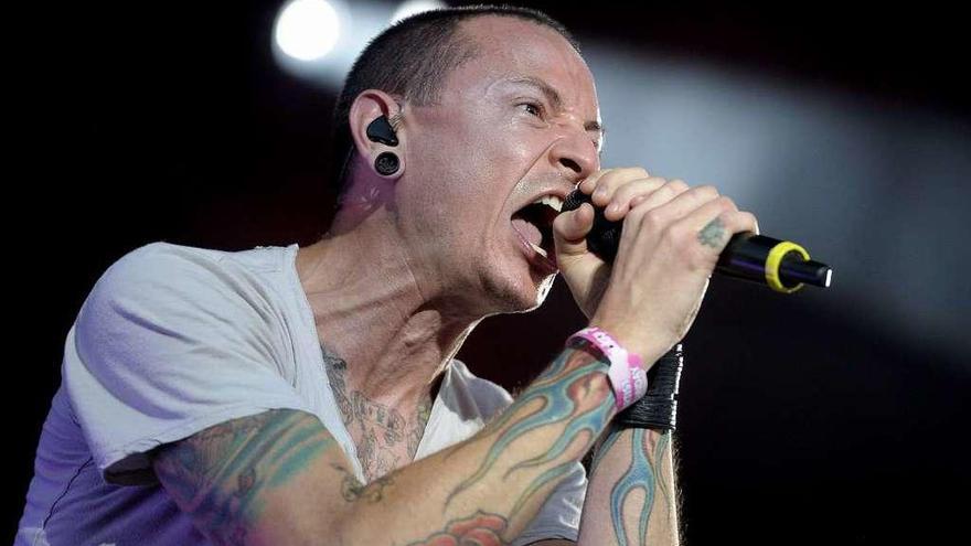 Chester Bennington.