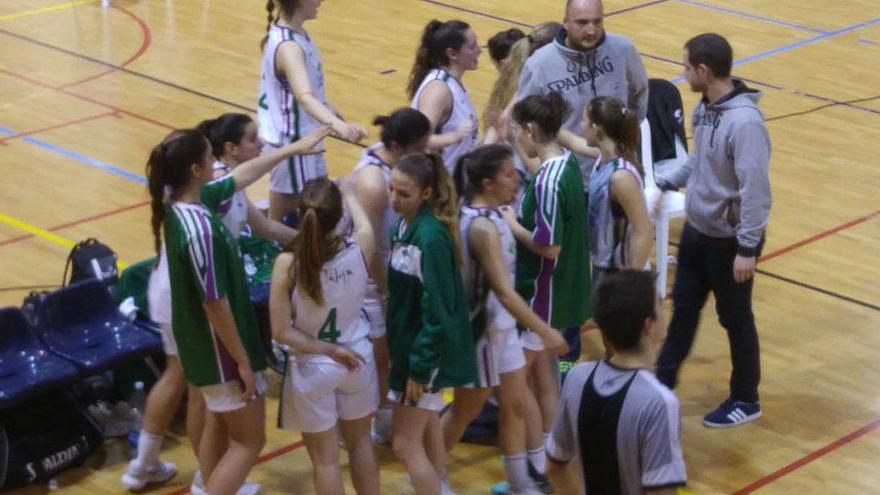 Las chicas del Unicaja y del ASISA Alhaurín siguen su racha de victorias