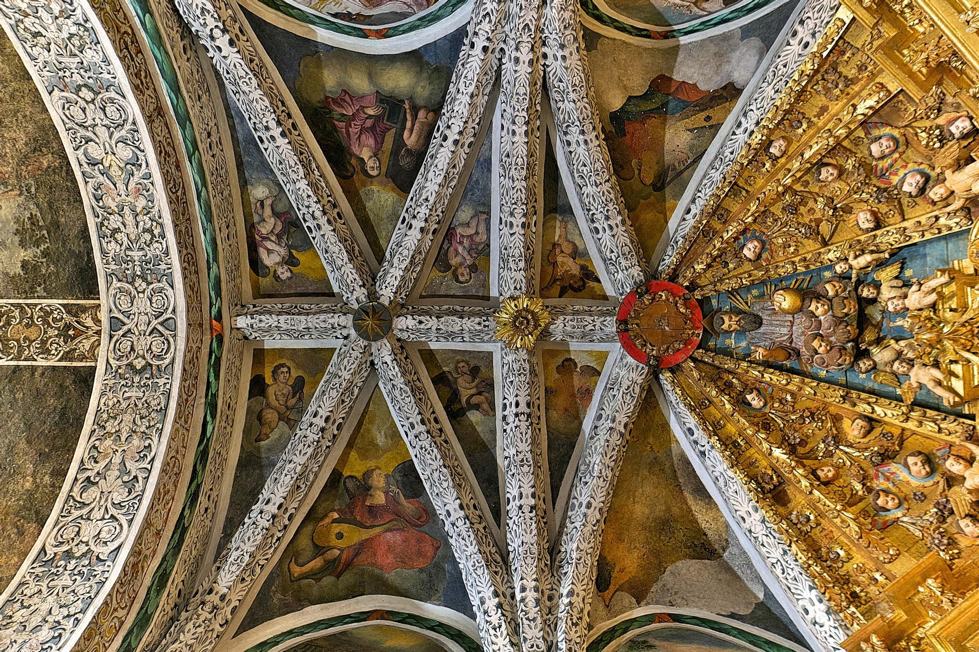 Imagen de la bóveda del presbiterio, Ermita de la Virgen del Ara.