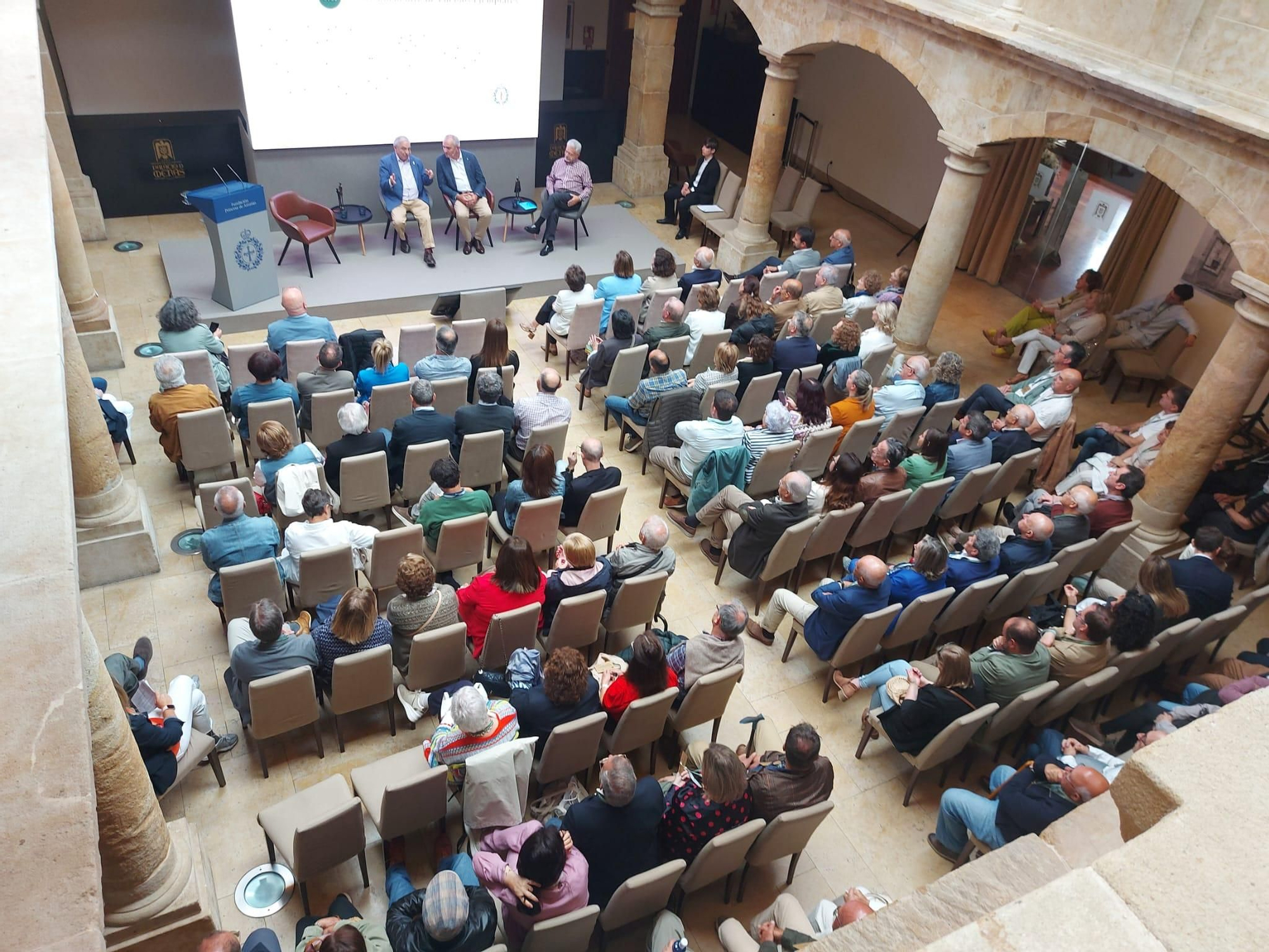 En imágenes: Así fue el XIV Encuentro de Pueblos Ejemplares, que se celebró en Tineo