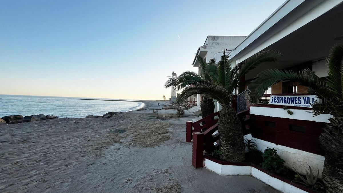 Costas y el TSJ limitan la erosión a la platja del Ratjadell (1.044 m) lo que negaría que el resto, 4,3 kilómetros de litoral, estuviera afectado.