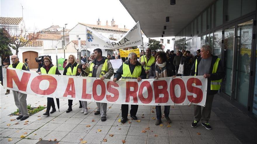 La delegada del Gobierno dice que se reforzará seguridad en Épila si es preciso