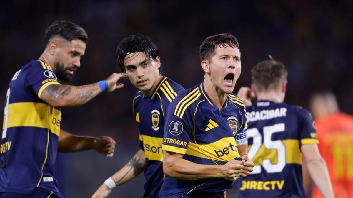 Ander celebra una victoria con Boca.