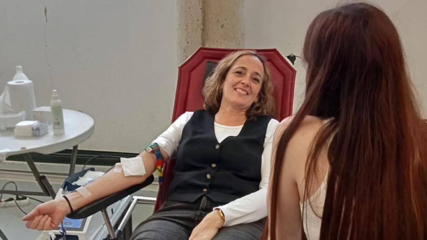 Campaña especial de donación de sangre durante los carnavales en Canarias