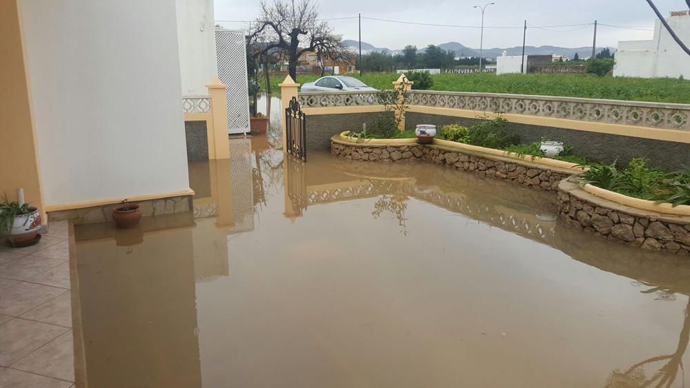 Casa inundada de Cas Pep Costera en Can Guillamo.