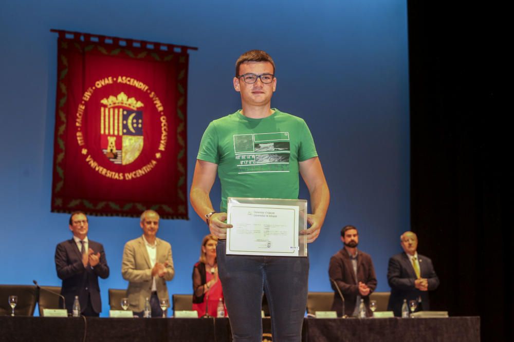 150 alumnos recogen en la UA sus diplomas de la Olimpiada del Saber