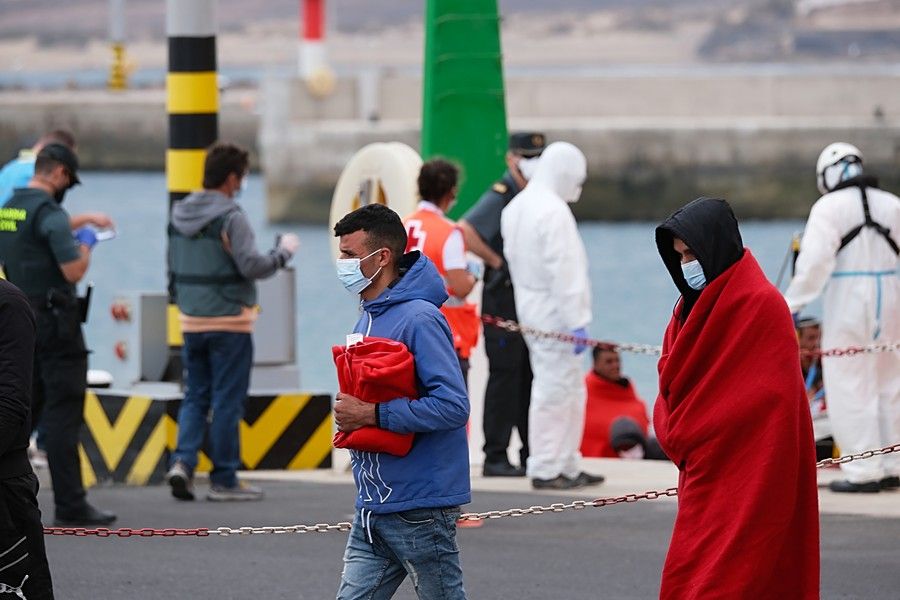 Rescatado un cayuco con 36 migrantes magrebíes al nordeste de Fuerteventura