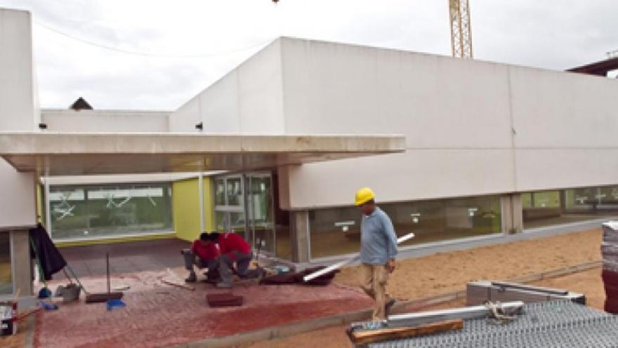 Director y docentes del nuevo colegio de Las Vaguadas trabajan ya en el centro