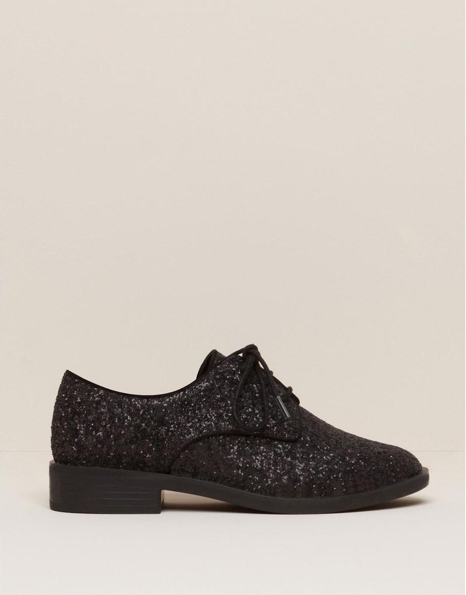 Rebajas Pull &amp; Bear 2016, zapato glitter (19,99€)