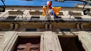 El Ayuntamiento de Alcoy traslada a la Fiscalía los presuntos contratos irregulares de una funcionaria a su marido