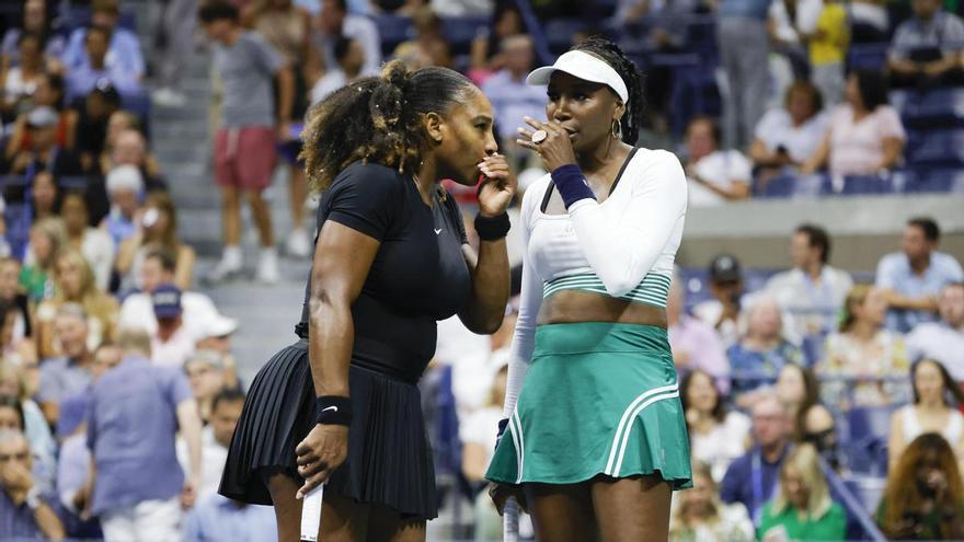 Las hermanas Venus y Serena Williams renuncian al dobles en Wimbledon: "Me rompe el corazón tener que retirarme"