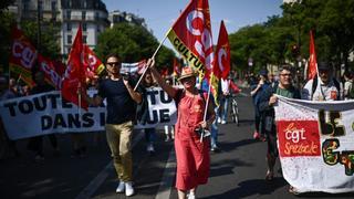 Las protestas aflojan en Francia antes del último pulso parlamentario por las pensiones