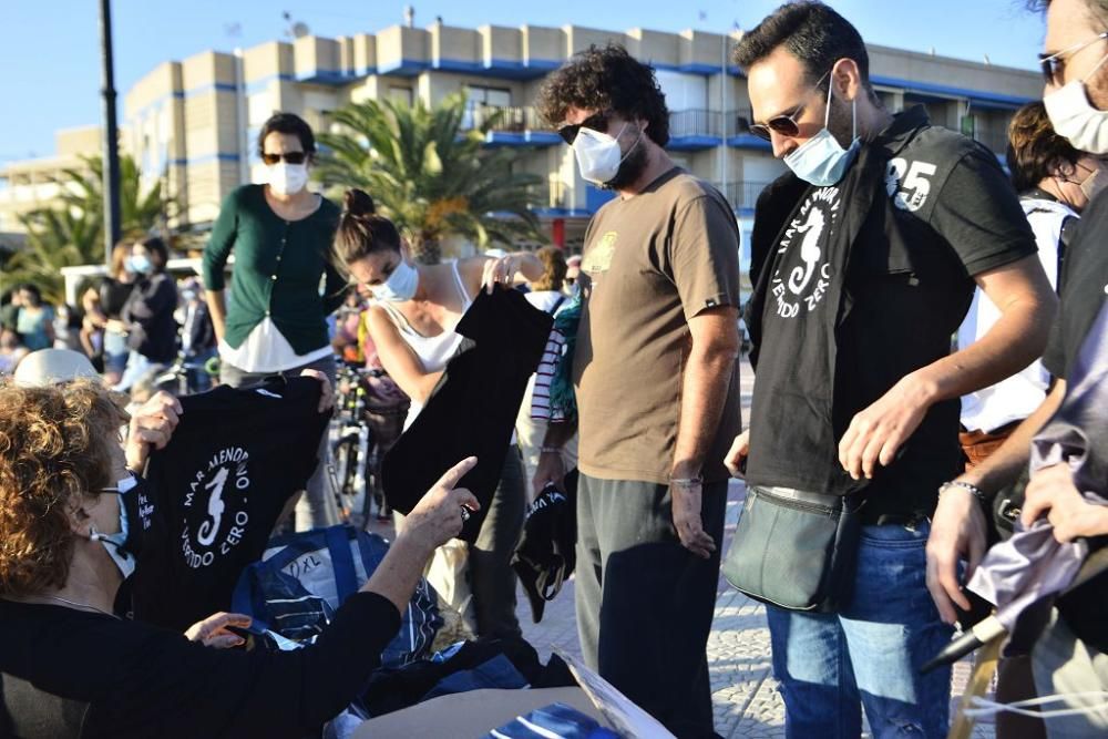 Tercer día consecutivo de protestas por el Mar Menor: Playa Villananitos