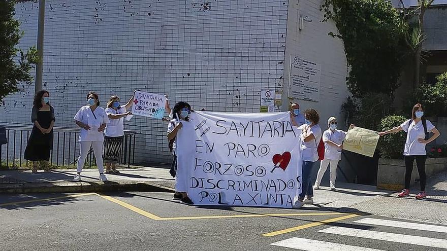 Una de las protestas realizadas frente al Hospital de A Coruña. L.O.