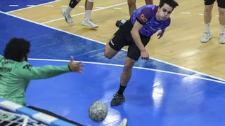 Un refuerzo de lujo: el Confía Base Oviedo de balonmano incorpora a Pablo Granda