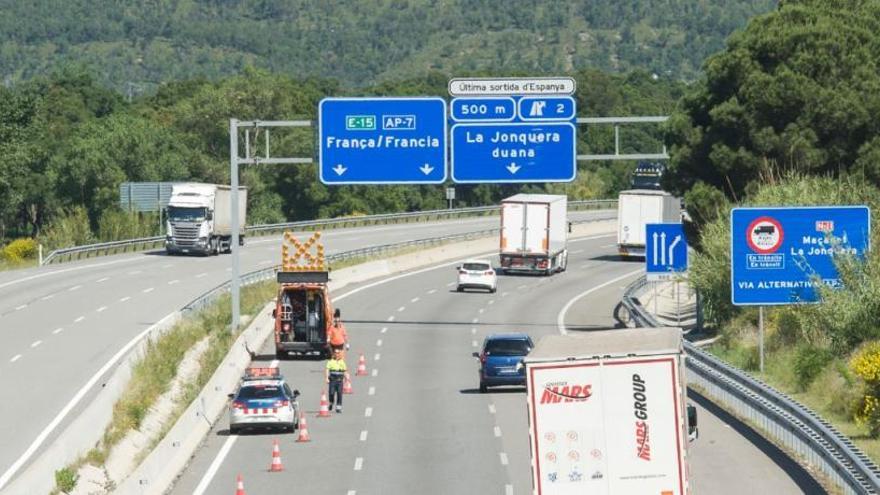 L&#039;autopista prop de la frontera de La Jonquera | Josep Ribas Falgués