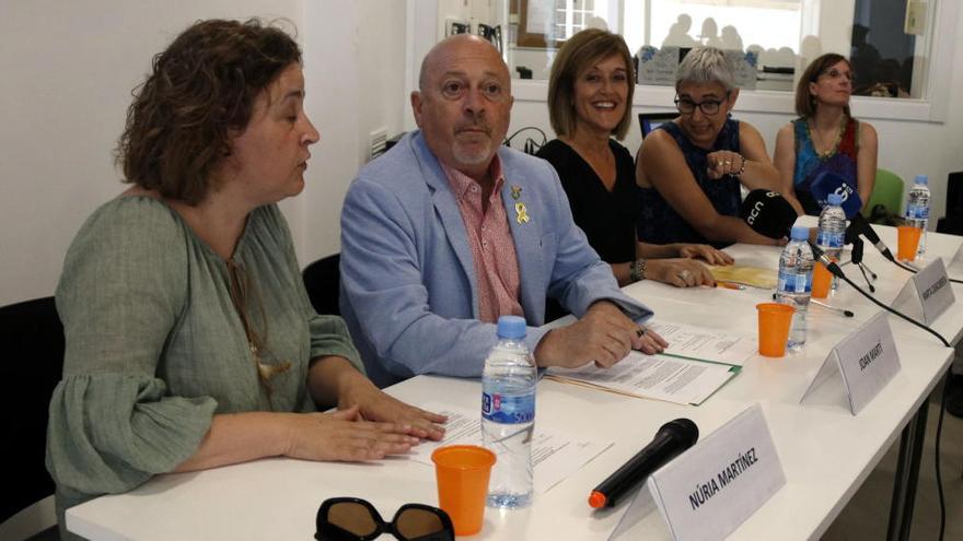 Les autoritats que han presentat el primer servei prelaboral de persones amb malaltia mental a la Selva