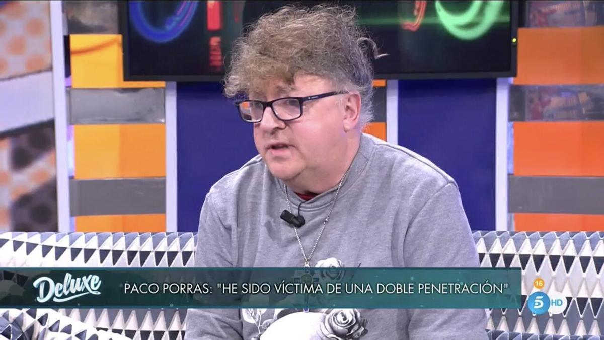 Paco Porras relatando la doble penetración anal a la que dice que fue obligado