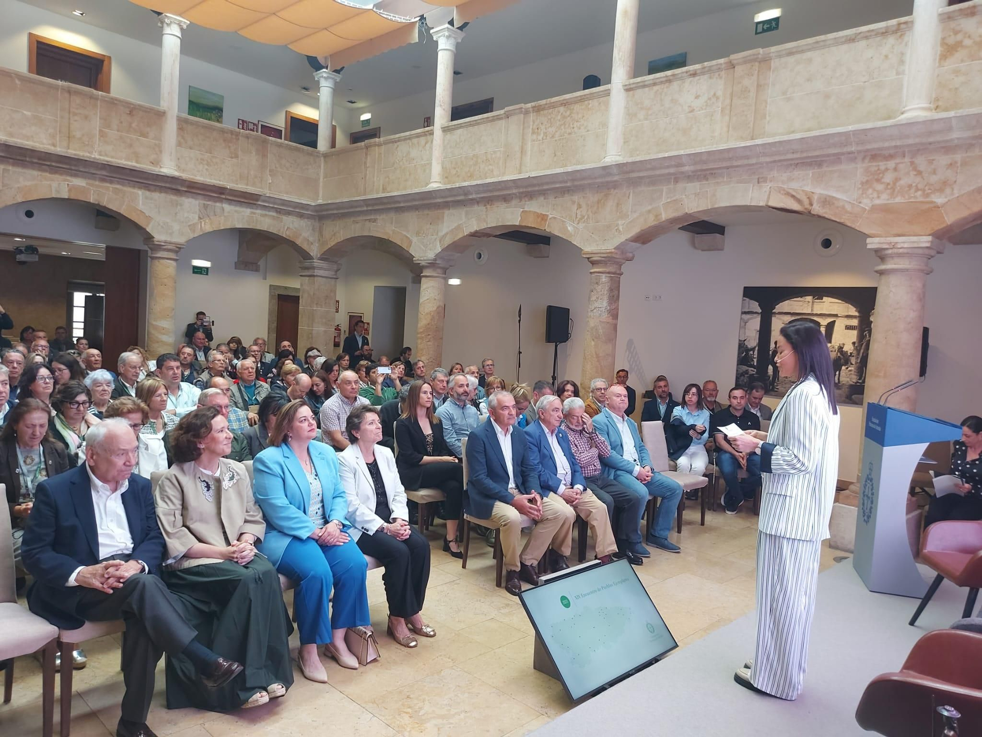 En imágenes: Así fue el XIV Encuentro de Pueblos Ejemplares, que se celebró en Tineo