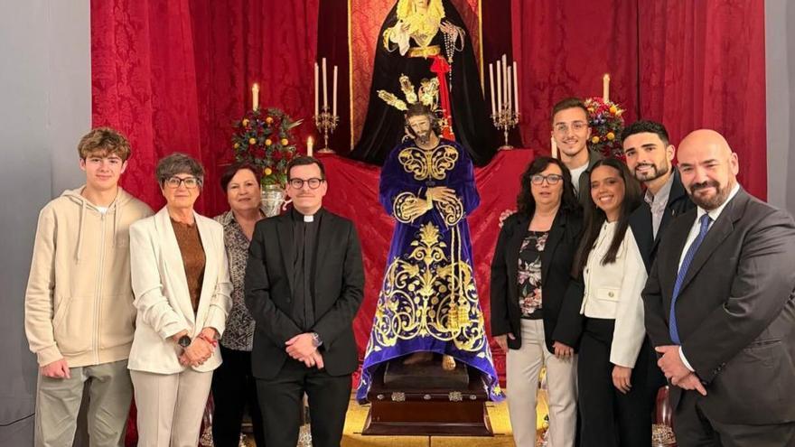 El Nazareno de Tolox estrena nueva túnica y pies tallados