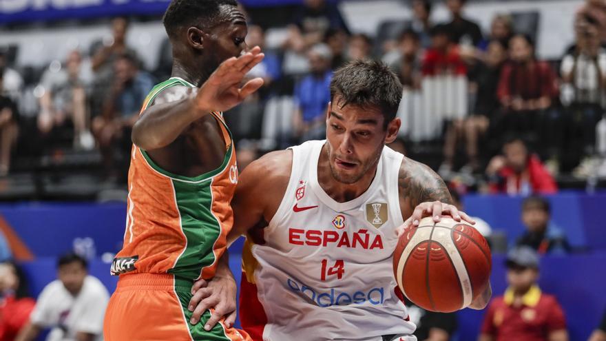 Espanya ensenya les urpes en el debut al Mundial (94-64)