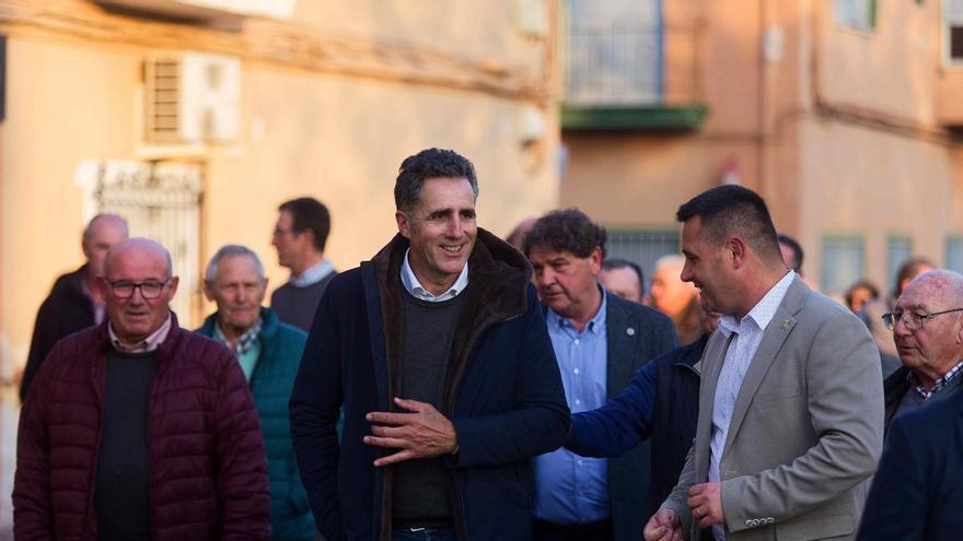 Vídeo: Miguel Induráin visita les Alqueries e inaugura la calle que lleva su nombre