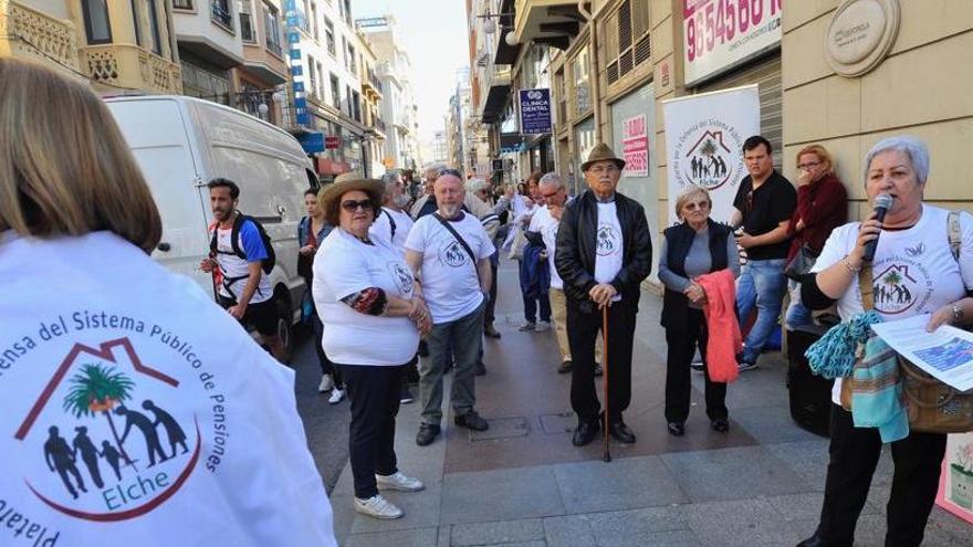 Los pensionistas piden en Elche dignidad para el sistema público de jubilación