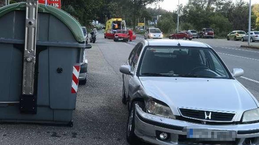 El otro coche implicado en el accidente del ayer. // G.Núñez