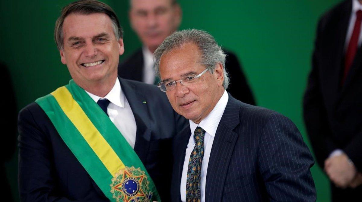 zentauroepp46416485 file photo  brazil s new president jair bolsonaro shakes han190103202047