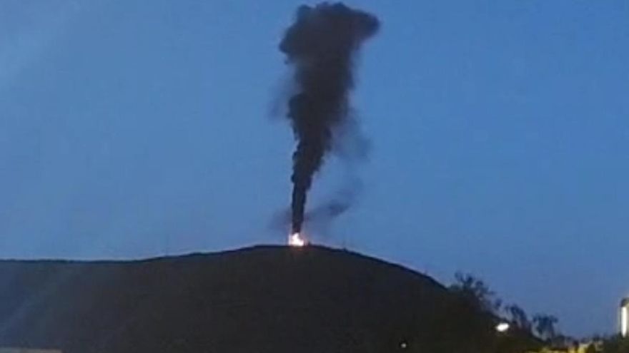 Fire in San Miguel de Abona | Telephone service restored to 50,000 users after antenna fire in Guaza