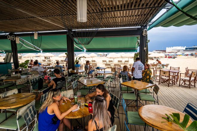 Barcelona canvia el model d’adjudicació dels xiringuitos de platja per frenar les subhastes milionàries