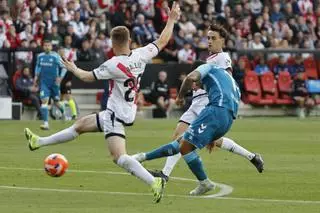 El Rayo espera enderezar el rumbo frente a un Betis que quiere seguir en zona europea