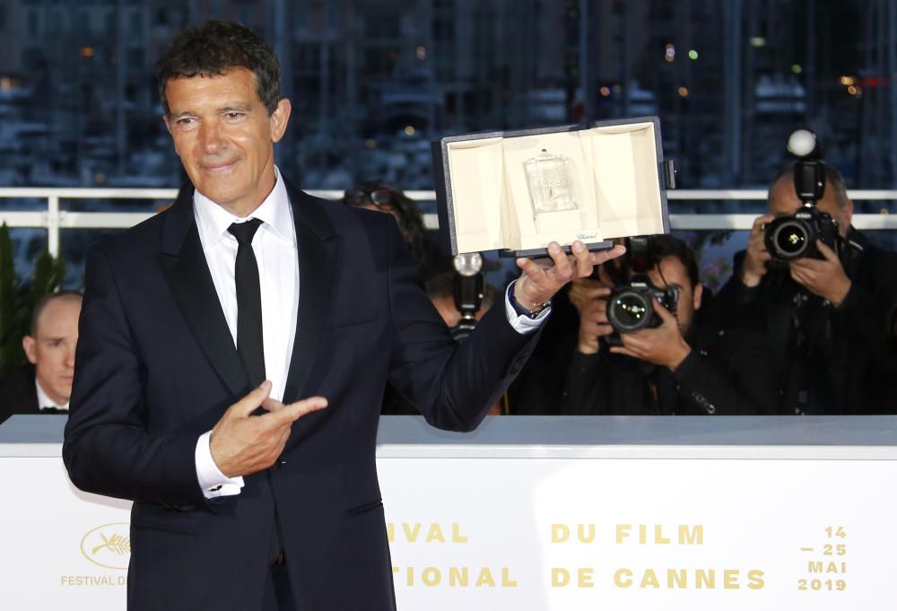 Antonio Banderas, reconocido por su interpretación en Cannes.