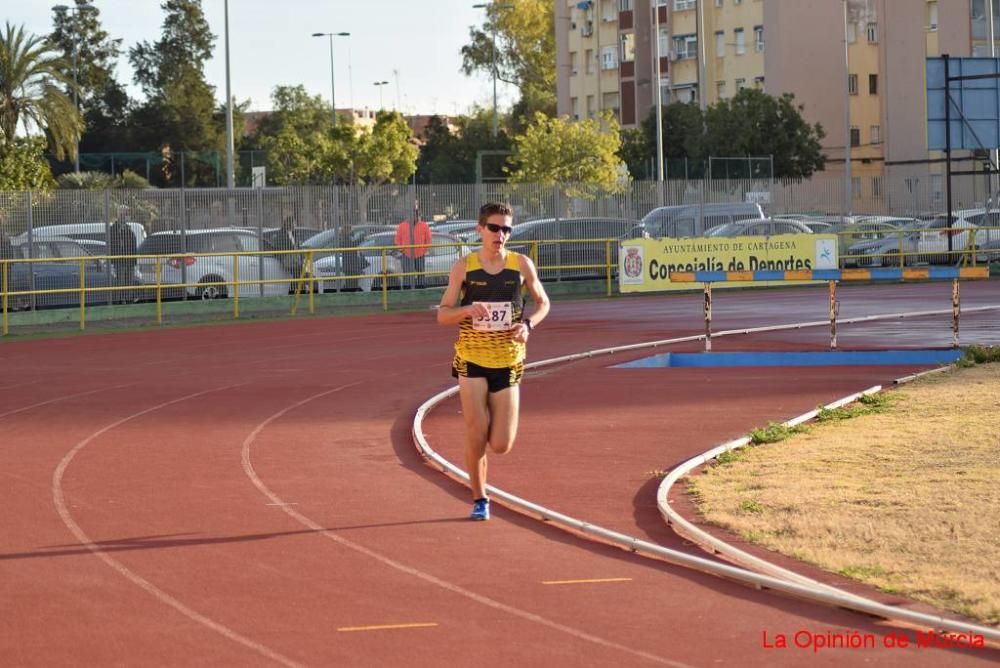 Control federativo de atletismo en Cartagena