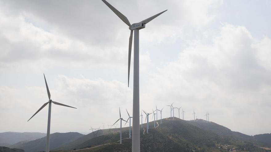 La factura de la luz cae un 11 % pese al parón de Cofrentes por el aumento de la eólica