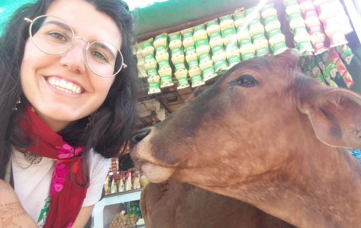 Selfi con una vaca sagrada. | A.G.R.