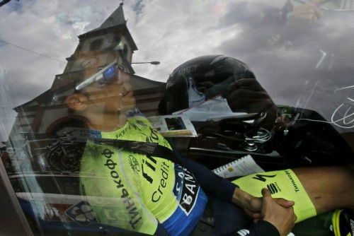 Contador abandona el Tour tras sufrir una caida