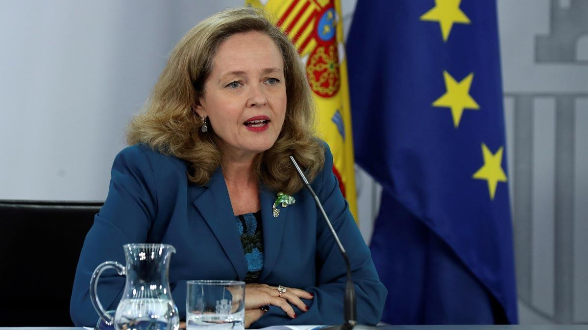 España pide más de 20.000 millones del SURE. En la foto, la ministra Nadia Calviño.