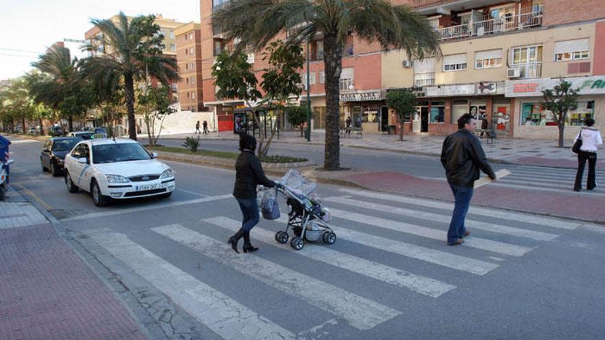 Un paso de peatones en la capital malagueña.