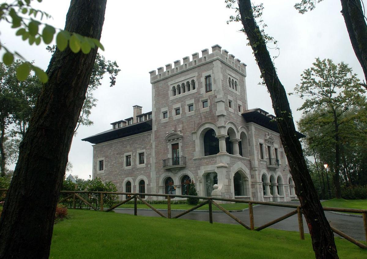 El castillo de La Zoreda. | Luisma Murias